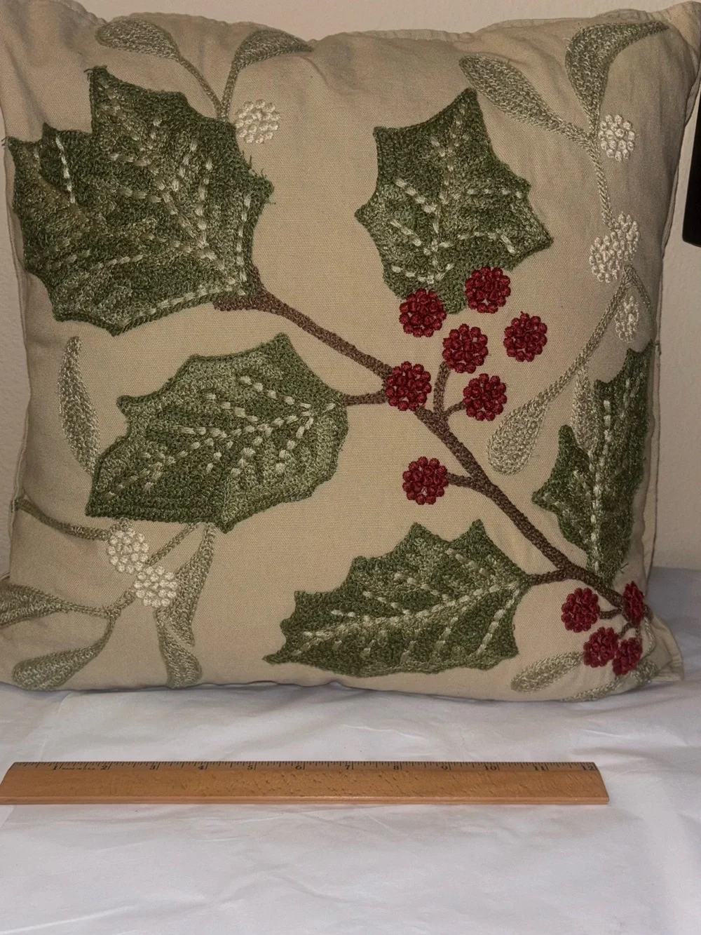 Vintage pier 1 Holiday Holly Embroidered Throw Pillow - Green & Red